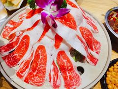肥牛-游园觅食记夜市·小龙虾大排档
