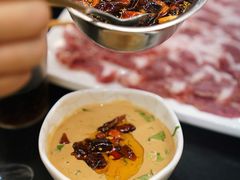 现炸辣椒油-情忆草原涮肉馆
