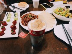 章丘大葱夹肉-老牌坊鲁菜名店(宽厚里店)