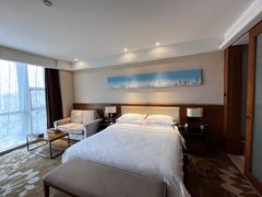 -武汉武昌站街道口华美达安可酒店