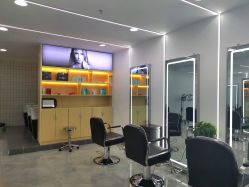 -Coo Hair salon