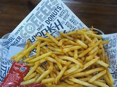-TRIPS BURGER(大钟寺店)