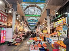 -西归浦每天偶来市场