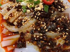 -老街烧烤大排档·地道湖北菜·龙虾馆(汉口火车站店)