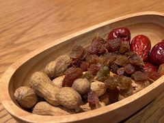 -纳鲁孜·新疆特色餐厅(上海悦荟广场店)