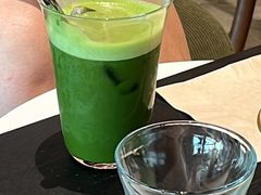 -luutosa  cafe & tea 鹿兔山
