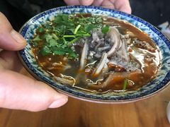 -白老大羊杂碎稍麦