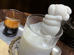 -出走咖啡·面包(宋庄店)
