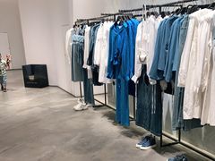 -URBAN REVIVO(西安Momopark店)