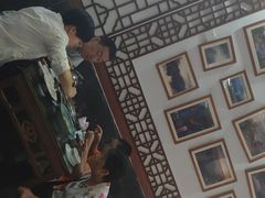 -临街徽菜馆·正宗黄山味