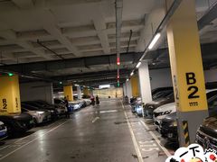 -宜家家居（上海徐汇商场店）-停车场