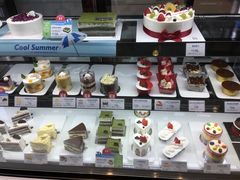 零售区-巴黎贝甜(周浦海印店)