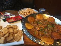 -95号酱骨·一块豆腐(展春园西路店)