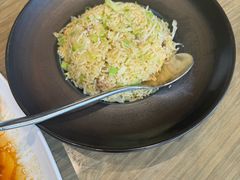 鹅肝粒金镶玉炒饭-和苑酒家·一线江景(星寰店)