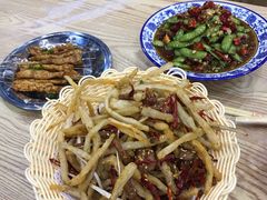 绝味毛豆-江城燕子大排档(江汉路步行街店)