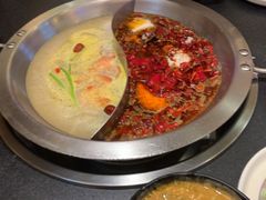 -沸炉重庆老火锅(军事博物馆店)