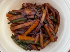 -侬佳蒸菜馆(听潮店)