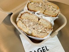 -HOLY BAGEL(苏河店)
