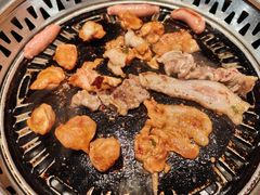 -黑金·寻焰自助百汇·烤肉·火锅(中街店)