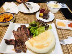 牛排口袋饼-榖屋house of flour(张江首店)