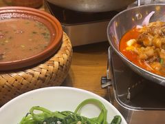 -钵家大院·地道湖北菜(江夏·大花岭店)