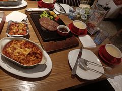 -必胜客(百联又一城店)