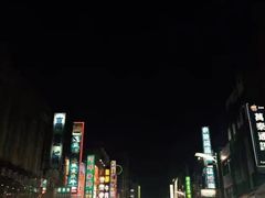 景点-六合夜市