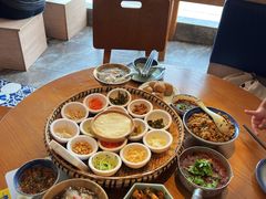 -包整·丝娃娃(一览甲秀楼风景店)