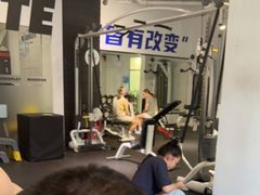 -汗水空间私教健身连锁(SM广场店)