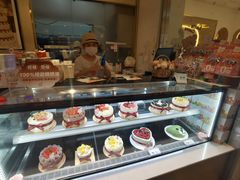 -花花卷卷·鲜食蛋糕(静安久光百货店)
