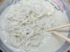-亲昵春川鸡排(韩国美食街店)