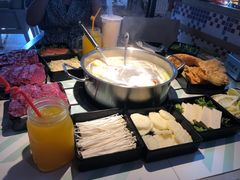 -花田煮鲜牛肉火锅(钟楼众汇店)