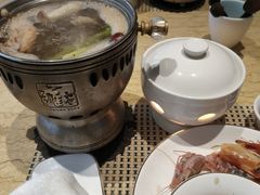 -雍和会海鲜姿造自助(湖东路店)