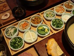-银米·云南传统过桥米线(双廊黑金冠店)