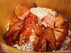 -胡桃里音乐酒馆(环亚凯瑟琳广场店)