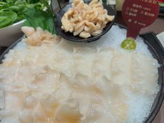 加拿大象拔蚌-協成海鮮火鍋(老店)