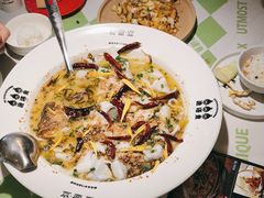 -渔语鱼酸菜鱼新川菜(来福士店)