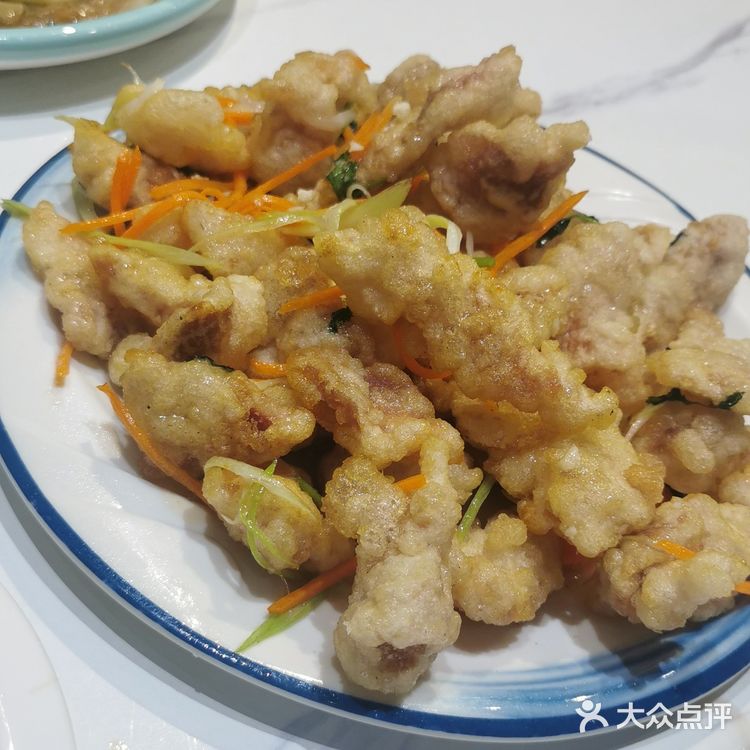 老仁义，锅包肉烧卖都不错