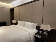 -广州天河希尔顿酒店