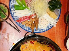 -周小明火锅(黑金冠社区店)