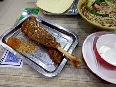 烤羊腿-老舅老蒙肉饼非遗店(一店)