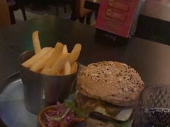 香浓蘑菇牛肉汉堡-blue frog蓝蛙(长泰广场店)