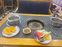 -锤头鲨毛肚海鲜烤肉自助餐厅(国购广场店)