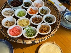 -包整·丝娃娃(一览甲秀楼风景店)