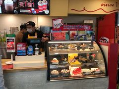 -DQ·蛋糕·冰淇淋(大宁国际商业广场店)