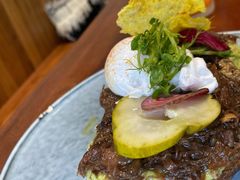 牛油果温泉蛋吐司-O'mills Sourdough Bakery&Bistro(永嘉路店)