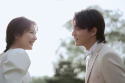 -巴黎时尚婚纱摄影(南汇店)