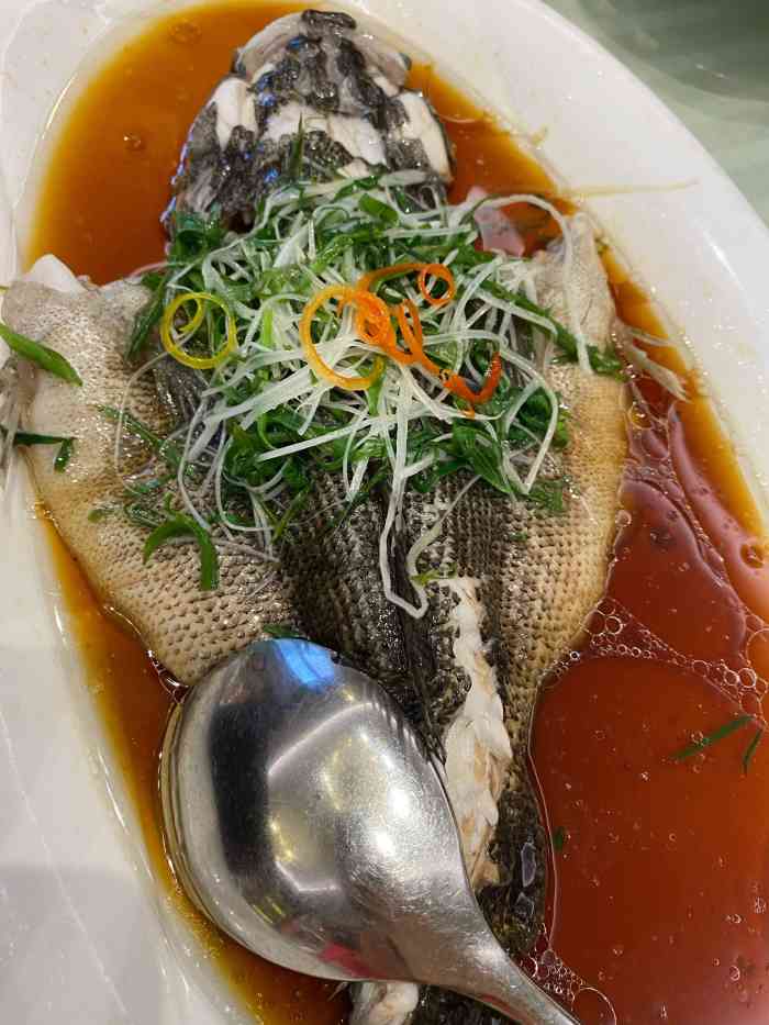 宁波汉通海鲜大酒店(江湾店)-"一进门,大堂很开阔,蛮富丽堂皇的,左边