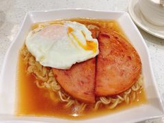 -香港新发烧腊茶餐厅(水围店)