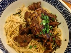 大肠面-沪西老弄堂面馆(定西路店)